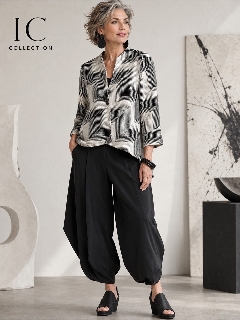 IC COLLECTION CONNIE K Black White Geometric Art to Wear Top Jacket SZ L